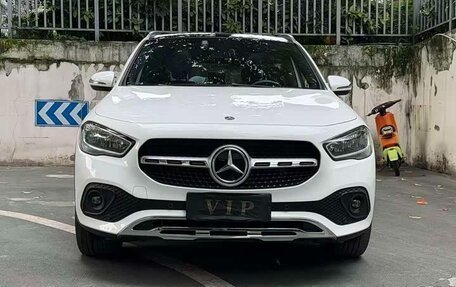 Mercedes-Benz GLA, 2023 год, 2 550 000 рублей, 2 фотография