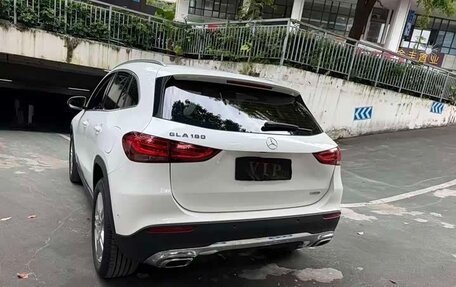 Mercedes-Benz GLA, 2023 год, 2 550 000 рублей, 5 фотография