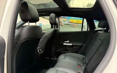 Mercedes-Benz GLA, 2023 год, 2 550 000 рублей, 12 фотография