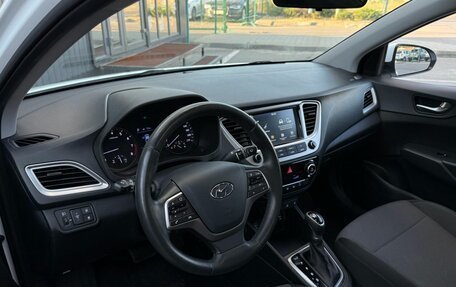 Hyundai Solaris II рестайлинг, 2019 год, 1 379 000 рублей, 10 фотография