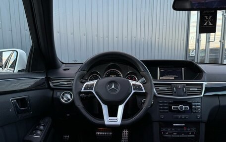 Mercedes-Benz E-Класс, 2013 год, 1 399 000 рублей, 11 фотография