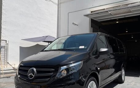 Mercedes-Benz Vito, 2023 год, 3 700 000 рублей, 1 фотография