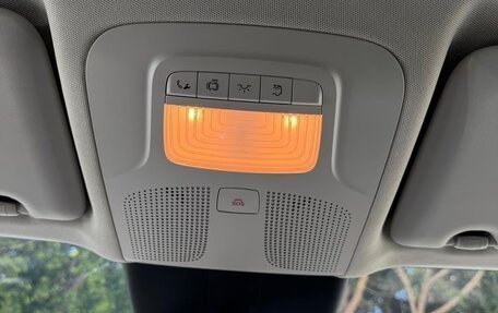 Mercedes-Benz Vito, 2023 год, 3 700 000 рублей, 21 фотография