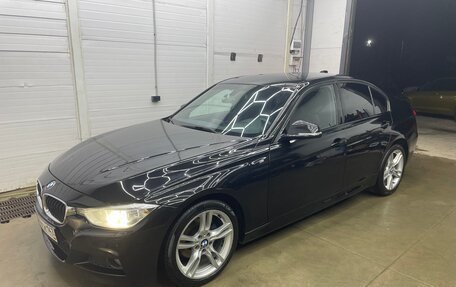 BMW 3 серия, 2015 год, 2 300 000 рублей, 2 фотография