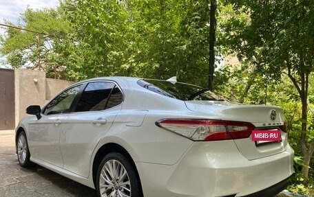 Toyota Camry, 2019 год, 2 150 000 рублей, 2 фотография