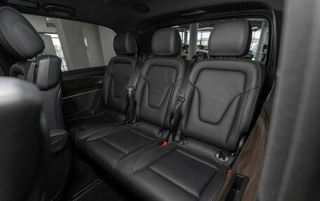 Mercedes-Benz V-Класс, 2021 год, 7 400 000 рублей, 13 фотография