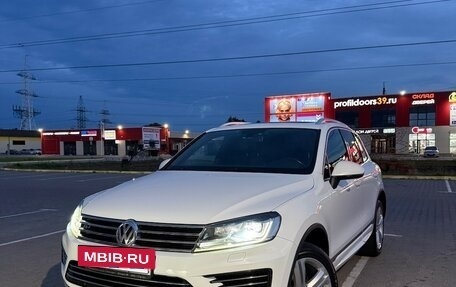 Volkswagen Touareg III, 2016 год, 3 450 000 рублей, 4 фотография