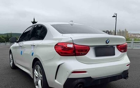 BMW 1 серия, 2023 год, 1 900 000 рублей, 6 фотография