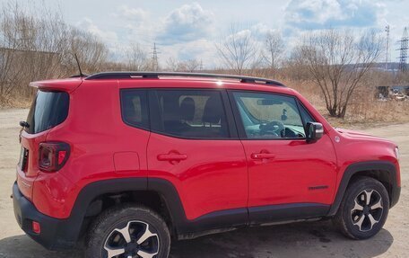 Jeep Renegade I рестайлинг, 2019 год, 1 850 000 рублей, 1 фотография