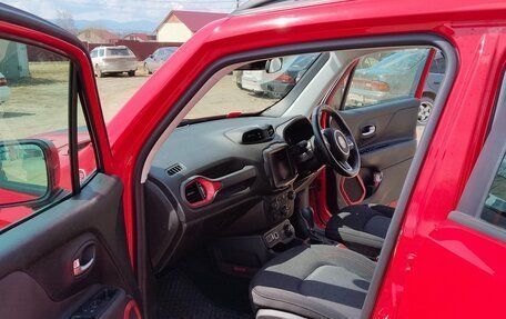 Jeep Renegade I рестайлинг, 2019 год, 1 850 000 рублей, 4 фотография