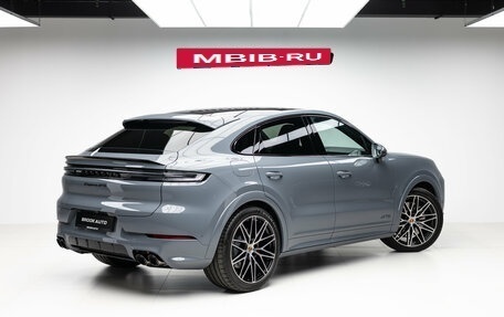 Porsche Cayenne III, 2026 год, 26 490 000 рублей, 4 фотография