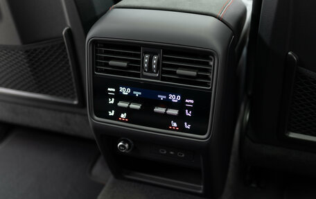 Porsche Cayenne III, 2026 год, 26 490 000 рублей, 30 фотография