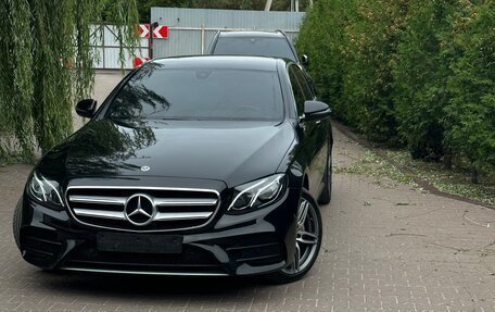 Mercedes-Benz E-Класс, 2018 год, 2 820 000 рублей, 6 фотография