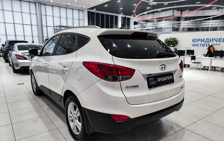 Hyundai ix35 I рестайлинг, 2012 год, 950 000 рублей, 8 фотография