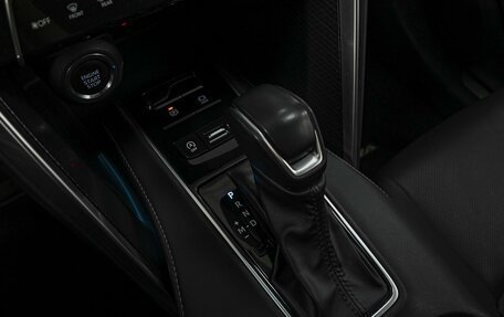 Toyota Venza, 2023 год, 4 730 000 рублей, 13 фотография