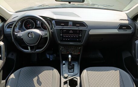 Volkswagen Tiguan II, 2020 год, 2 259 000 рублей, 13 фотография