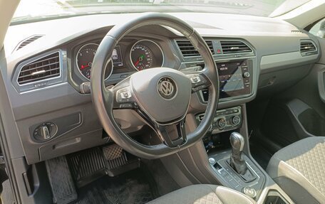 Volkswagen Tiguan II, 2020 год, 2 259 000 рублей, 9 фотография