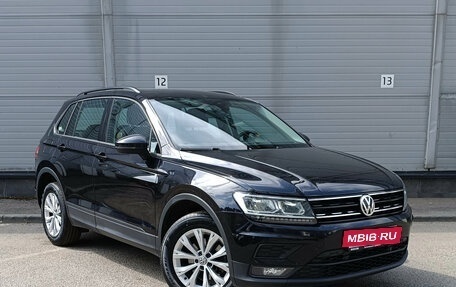 Volkswagen Tiguan II, 2020 год, 2 259 000 рублей, 3 фотография