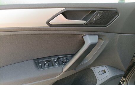 Volkswagen Tiguan II, 2020 год, 2 259 000 рублей, 16 фотография