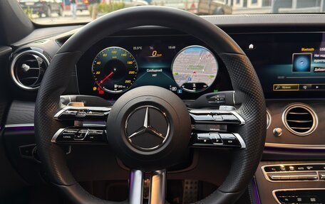 Mercedes-Benz E-Класс, 2022 год, 5 250 000 рублей, 20 фотография