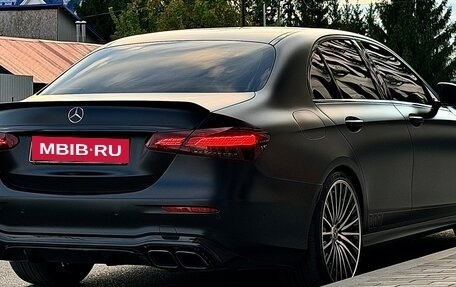 Mercedes-Benz E-Класс, 2022 год, 5 250 000 рублей, 11 фотография