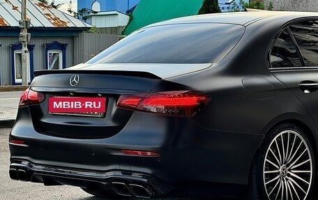 Mercedes-Benz E-Класс, 2022 год, 5 250 000 рублей, 12 фотография
