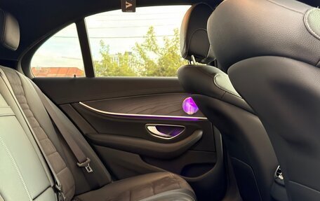 Mercedes-Benz E-Класс, 2022 год, 5 250 000 рублей, 40 фотография