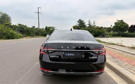 Skoda Superb III рестайлинг, 2022 год, 2 250 000 рублей, 5 фотография