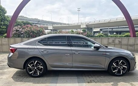 Skoda Octavia IV, 2022 год, 2 200 000 рублей, 5 фотография