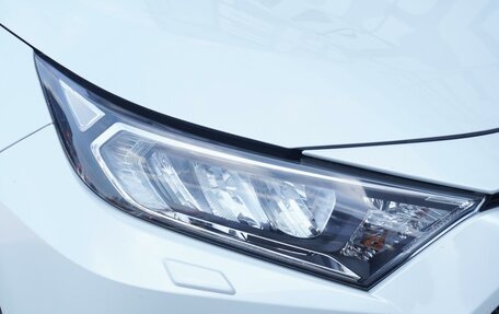 Toyota RAV4, 2021 год, 3 255 000 рублей, 7 фотография