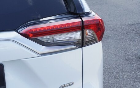 Toyota RAV4, 2021 год, 3 255 000 рублей, 9 фотография