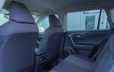 Toyota RAV4, 2021 год, 3 255 000 рублей, 17 фотография
