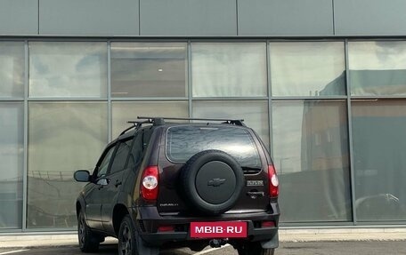 Chevrolet Niva I рестайлинг, 2010 год, 499 000 рублей, 5 фотография