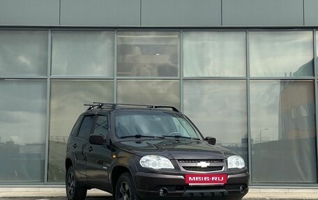 Chevrolet Niva I рестайлинг, 2010 год, 499 000 рублей, 2 фотография