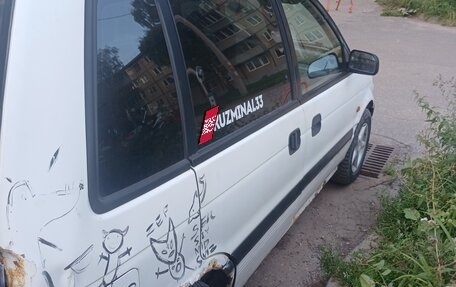 Mitsubishi Space Runner II, 1998 год, 65 000 рублей, 4 фотография