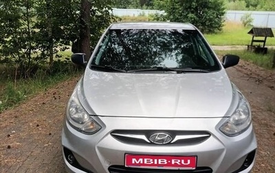 Hyundai Solaris II рестайлинг, 2011 год, 620 000 рублей, 1 фотография