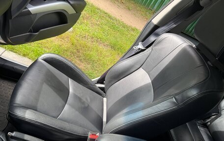Mitsubishi Outlander III рестайлинг 3, 2011 год, 1 250 000 рублей, 19 фотография