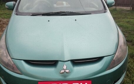 Mitsubishi Grandis, 2003 год, 700 000 рублей, 2 фотография