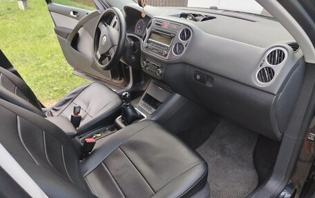 Volkswagen Tiguan I, 2010 год, 1 030 000 рублей, 11 фотография