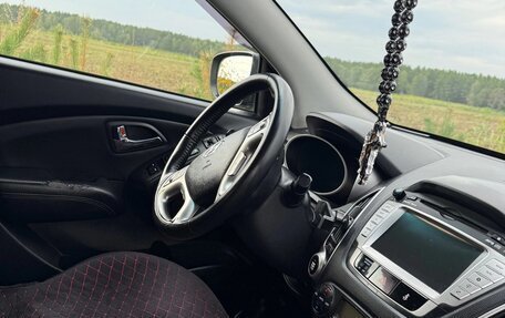 Hyundai ix35 I рестайлинг, 2012 год, 1 200 000 рублей, 16 фотография