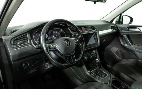 Volkswagen Tiguan II, 2020 год, 1 649 700 рублей, 11 фотография