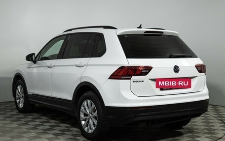 Volkswagen Tiguan II, 2020 год, 1 649 700 рублей, 7 фотография