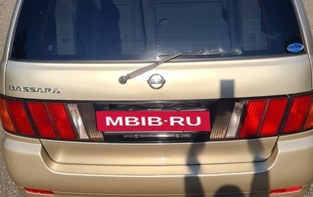 Nissan Bassara, 2002 год, 570 000 рублей, 11 фотография