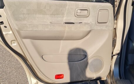 Nissan Bassara, 2002 год, 570 000 рублей, 23 фотография