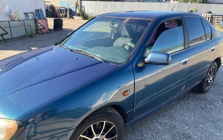 Nissan Primera II рестайлинг, 2000 год, 110 000 рублей, 3 фотография
