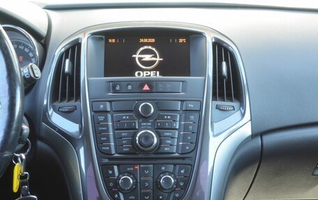 Opel Astra J, 2013 год, 584 888 рублей, 9 фотография