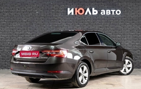 Skoda Superb III рестайлинг, 2018 год, 1 370 000 рублей, 4 фотография