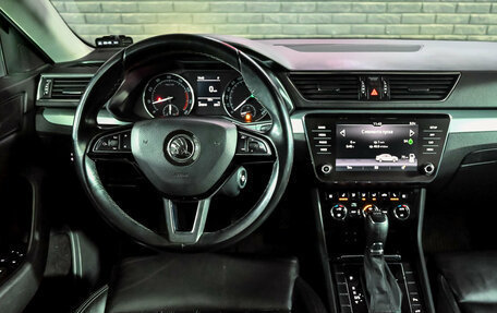 Skoda Superb III рестайлинг, 2018 год, 1 370 000 рублей, 19 фотография