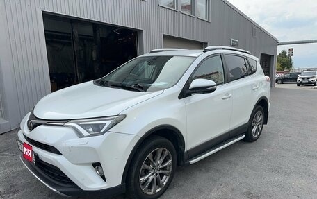 Toyota RAV4, 2018 год, 2 500 000 рублей, 1 фотография