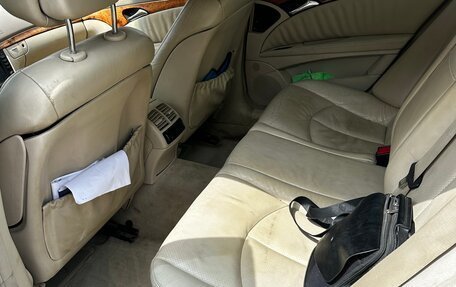 Mercedes-Benz E-Класс, 2005 год, 735 000 рублей, 6 фотография